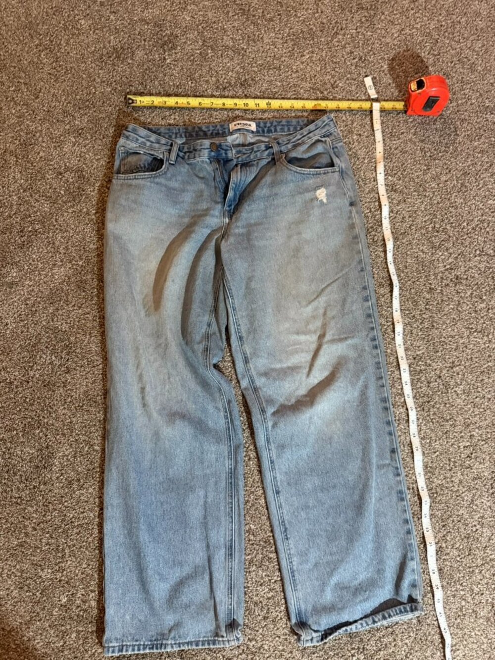 RSQ Low Rise Straight Leg Jeans Light Wash Denim Distressed Womens Size 31